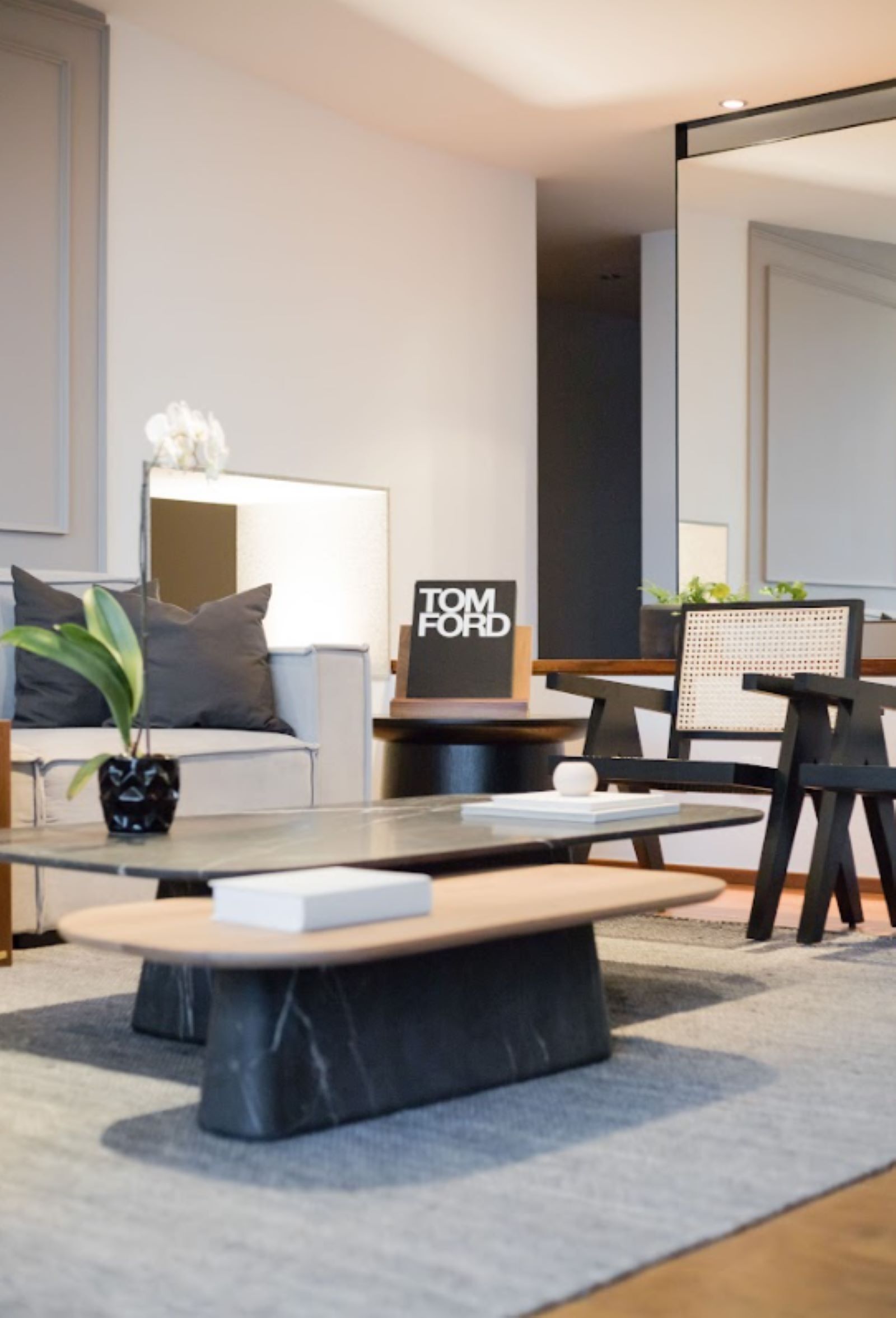 Documentação do LayOut e foto de um suporte de livro decorativo. Imagens de cortesia do Studio Maison Co.